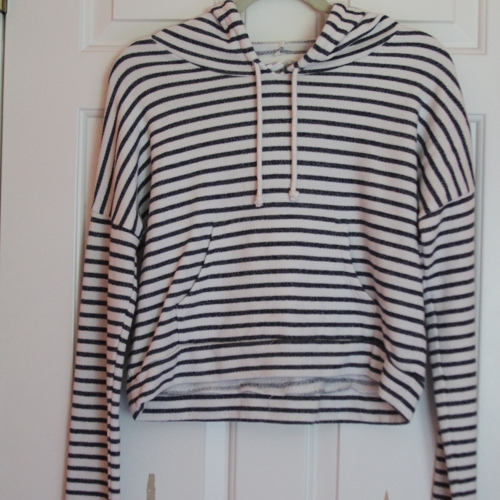 Crop Top Stripped Sweater